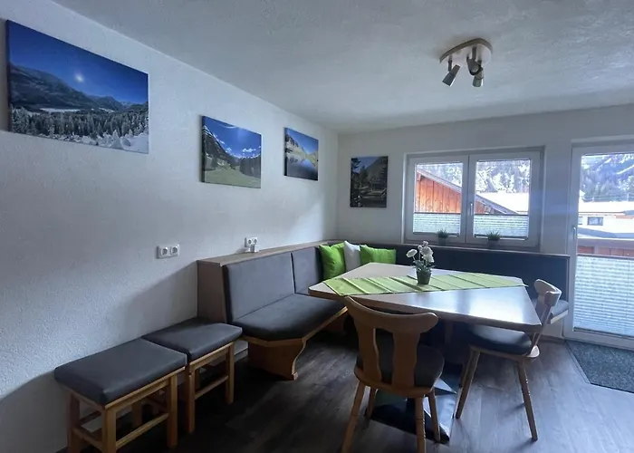 Haus Bergflora * Bach (Tyrol)